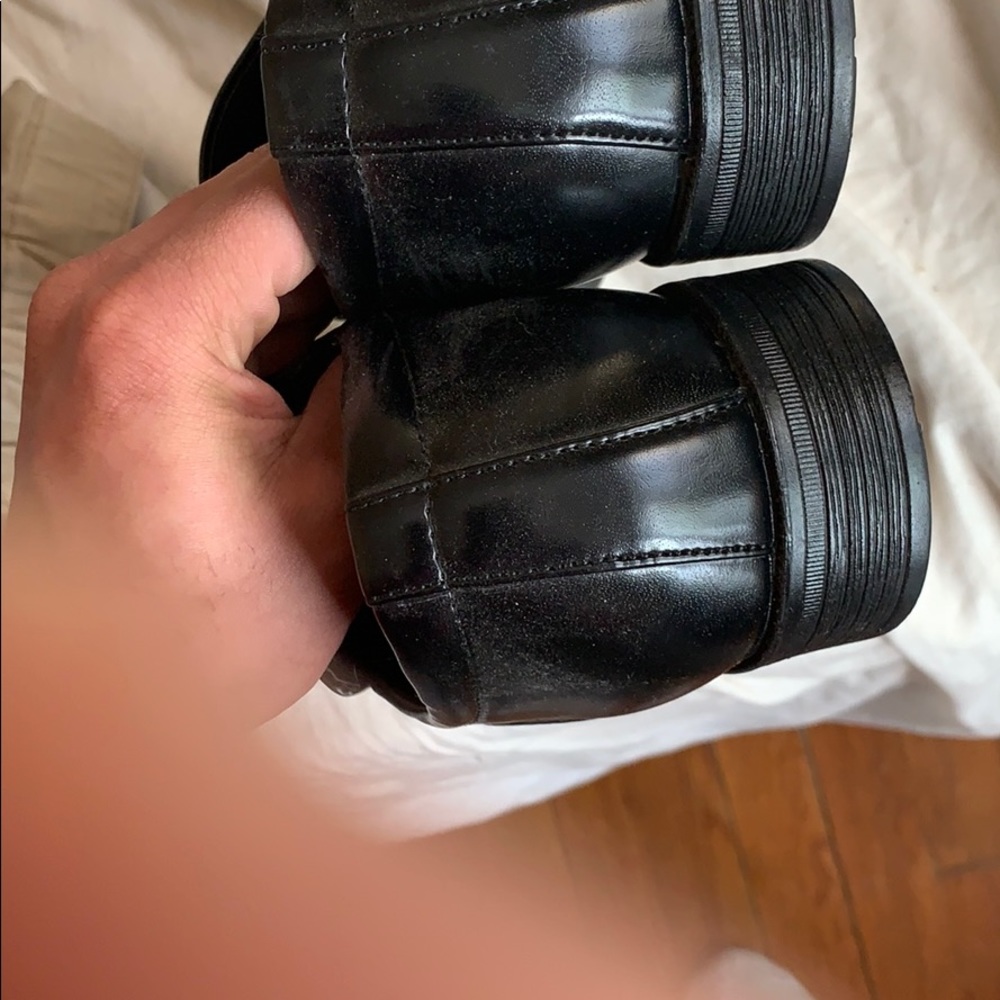 Dressing shoes - Picture 3 of 3
